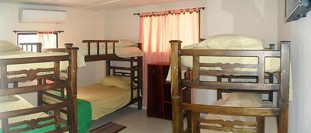Hostal Playa Los Cocos
