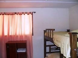 Hostal Playa Los Cocos