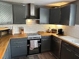 Meadow Cottage