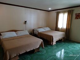 Whites and Greens Beach Resort