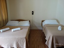 Whites and Greens Beach Resort