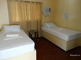 Whites and Greens Beach Resort