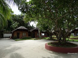 Whites and Greens Beach Resort
