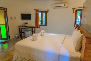 The Tropical Beach Resort