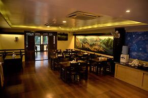 Moonlight Resort and Spa