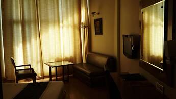 Hibis Hotel Devi Grand - Katra