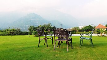 Hibis Hotel Devi Grand - Katra