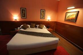 Hibis Hotel Devi Grand - Katra