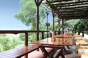 Phu Pha Nam Resort & Spa