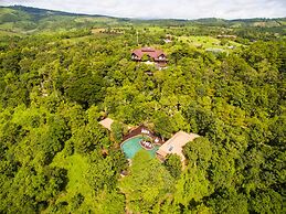 Phu Pha Nam Resort & Spa