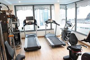 Au Lac Charner Hotel