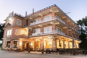 Hotel Chautari