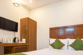 Treebo Trend Grand Plaza Nampally