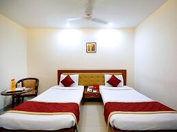 Treebo Trend Grand Plaza Nampally