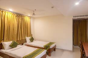 Treebo Trend Grand Plaza Nampally