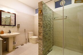 Shaligram Hotel & Spa