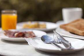 Shaligram Hotel & Spa