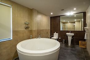 Grand Serenaa Hotel and Resorts