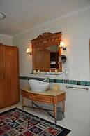 Lazib Inn Resort & Spa