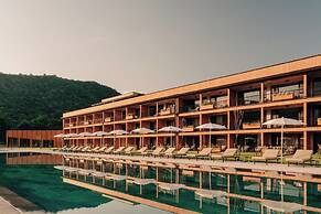 Lopota Lake Resort & Spa