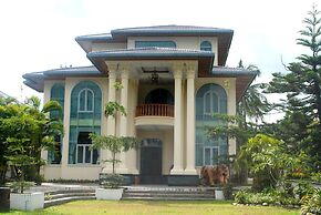 Myitkyina Plam Spring Resort Hotel