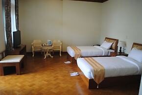 Myitkyina Plam Spring Resort Hotel