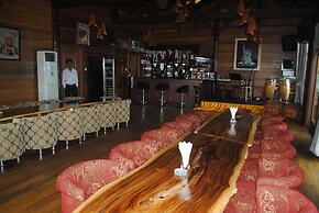 Myitkyina Plam Spring Resort Hotel