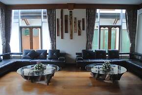 Myitkyina Plam Spring Resort Hotel