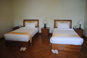 Myitkyina Plam Spring Resort Hotel