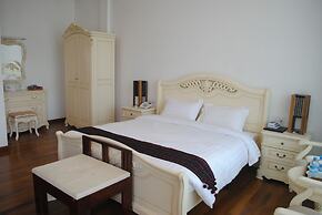 Myitkyina Plam Spring Resort Hotel