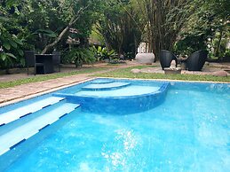 Nooit Gedacht Heritage Hotel-Original Dutch Governor's House