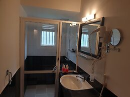 Nooit Gedacht Heritage Hotel-Original Dutch Governor's House