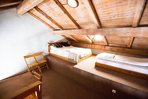 Langley Hotel La Vieille Ferme