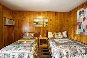 Lloyd's On The River Country Inn By Oyo