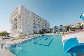 IQ Belek Resort