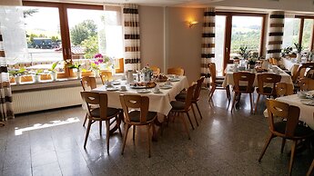 Rhön Hotel Sonnenhof - Restaurant & Café