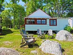 Bruce Bay Cottages & Lighthouse