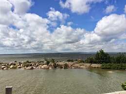 Bruce Bay Cottages & Lighthouse