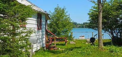 Bruce Bay Cottages & Lighthouse