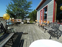 Bruce Bay Cottages & Lighthouse
