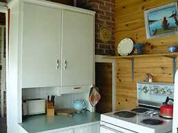 Bruce Bay Cottages & Lighthouse
