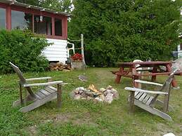 Bruce Bay Cottages & Lighthouse
