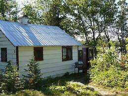 Bruce Bay Cottages & Lighthouse