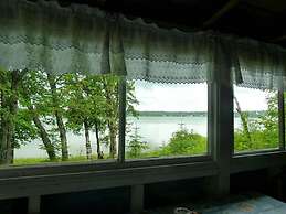 Bruce Bay Cottages & Lighthouse