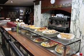 Hotel Residencia Castellano I