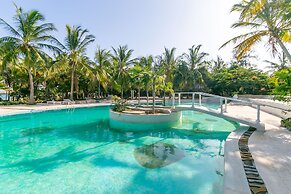 Sun Palm Beach Resort