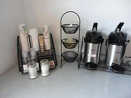 South Hill Motor Inn