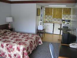 Twin Rivers Motel & RV Park