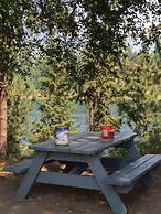 Twin Rivers Motel & RV Park