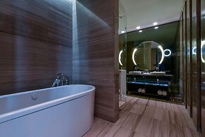 The Westin Doha Hotel & Spa